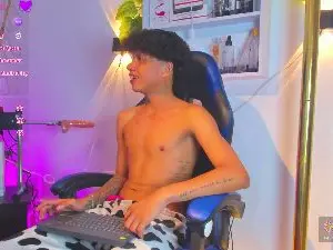 Cam4 Adult Webcam of Taylor_Black_