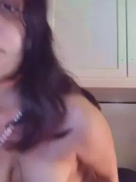 Cam4 Watch Live Sex Cams of juliet43