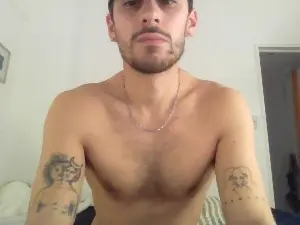 Cam4 Live Porn of maggicbooy