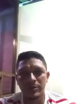 Cam4 Live Porn of bazkev