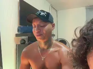 Cam4 Live Porn of johnactivo22cm