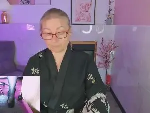 Cam4 Live Sex of AlexandraKind