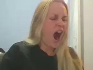 Cam4 Sex Chat of CrazyAnny1