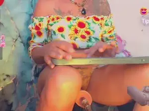 Cam4 Sex Cam of khiara_moretti
