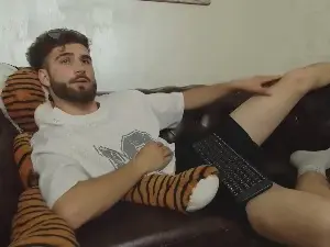 Cam4 Best live sex cam show of KyloEast