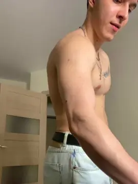 Cam4 Live Sex Cam of bravo_maestro