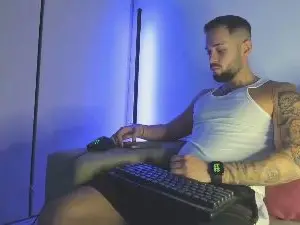 Cam4 Best live sex cam show of Nikcholasx1