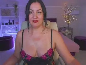 Cam4 Live Sex of VelvetLuck