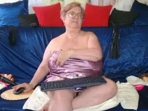 Cam4 Live Sex of QueenPammy