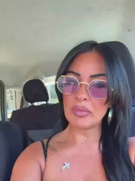 Cam4 Live Porn of Noemiras81