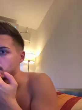 Cam4 Sex Chat of ThomasRM98