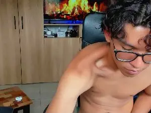 Cam4 Live Porn of alan_scot8
