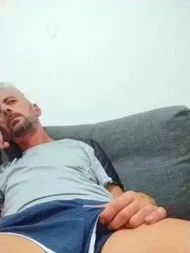 Cam4 Live Sex Cam of andaluz39hot3