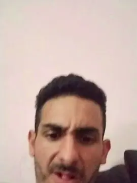 Cam4 Live Porn of EtanislaoDanan