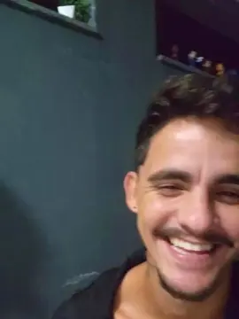 Cam4 Best live sex cam show of Levi_Henrique