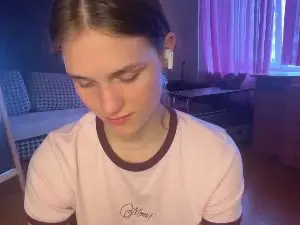 Cam4 Live Sex Cam of EllyThro