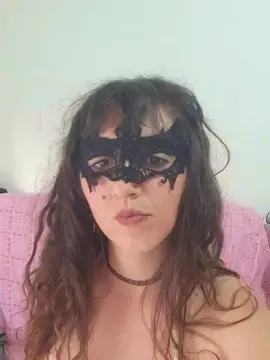 Cam4 Live Porn of Emi_1994