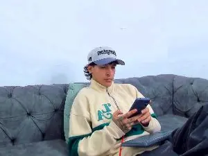 Cam4 Adult Webcam of KroyWave