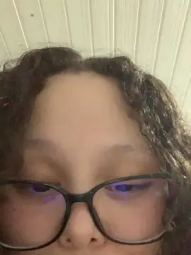 Cam4 Live Sex of AnnezinhaHot