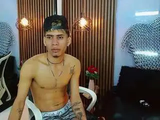 Camsoda Best Webcam of skinny-cute-alyer