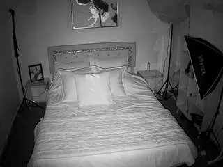 Camsoda Nude Webcam of voyeurcam-whitneyoc-01