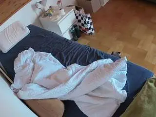 Camsoda Sex Chat of voyeurcam-julmodels-greybed-1