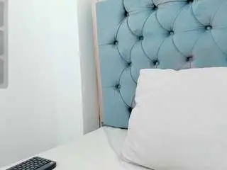 Camsoda Sex Chat of alicce-monrroy