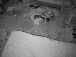 Camsoda Live Porn of voyeurcam-julmodels-whitebed-5