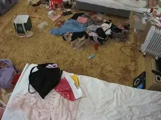 Camsoda Live Sex of voyeurcam-julmodels-whitebed-5