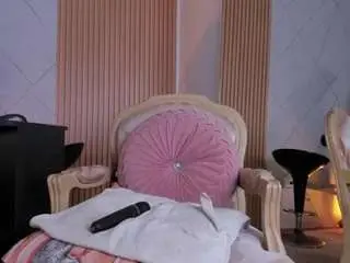 Camsoda Adult Webcams of sara-dreamss