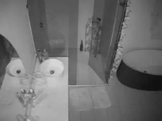Camsoda Live Sex of voyeurcam-casa-salsa-bathroom-6