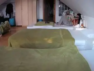 Camsoda Watch Live Sex Cams of voyeurcam-julmodels-bed-3