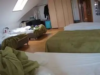 Camsoda Sex Chat of voyeurcam-julmodels-bed-3