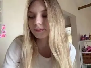 Camsoda Free Live Porn of chloe-show