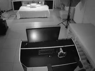 Camsoda Adult Video Chat of voyeurcam-jb-photo-studio