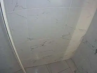 Camsoda Nude Webcam of voyeurcam-casa-salsa-bathroom-8
