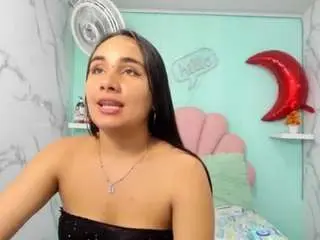 Camsoda Free Porn Cam of maylin-horny19