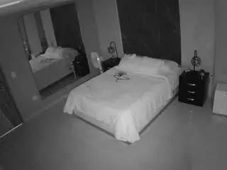 Camsoda Watch Live Sex Cams of voyeurcam-casa-salsa-bedroom-4