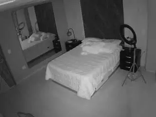 Camsoda Live Sex Cam of voyeurcam-casa-salsa-bedroom-4
