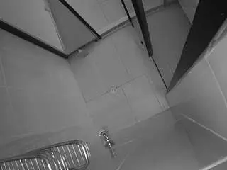 Camsoda Nude Webcam of voyeurcam-jb-shower-2