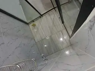Camsoda Free Porn Cam of voyeurcam-jb-shower-2