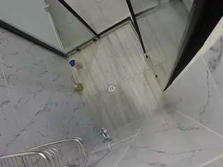 Camsoda Free Porn Cam of voyeurcam-jb-shower-2