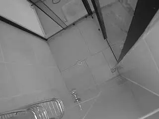 Camsoda Sex Chat of voyeurcam-jb-shower-2