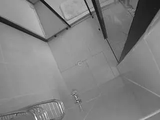 Camsoda Sex Cam of voyeurcam-jb-shower-2