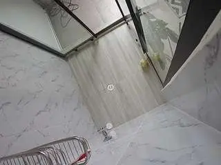 Camsoda Nude Webcam of voyeurcam-jb-shower-2