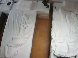 Camsoda Free Porn Cam of voyeurcam-julmodels-bed-5
