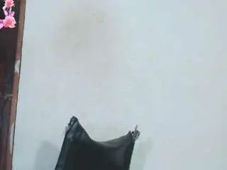 Camsoda Watch Live Sex Cams of debora-cat