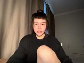 Camsoda Free Porn Cam of louveniapilati