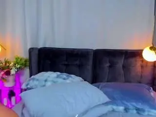Camsoda Free Live Porn of 1carlawhite