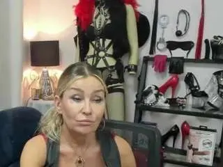 Camsoda Live Porn of luxcrystal